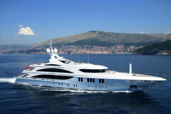 YACHTS 7